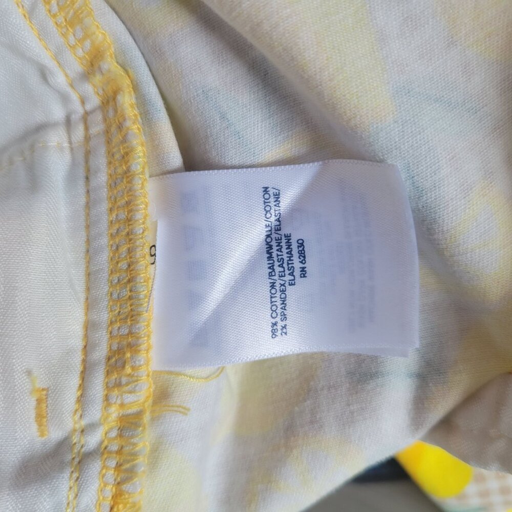 Lands End Womens Lemon Print Mid Rise Ankle Pants Size 12 - Picture 4 of 5